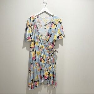 EASEL Women’s Blue Multi Floral True Wrap Dress Short Flutter Sleeves Size L